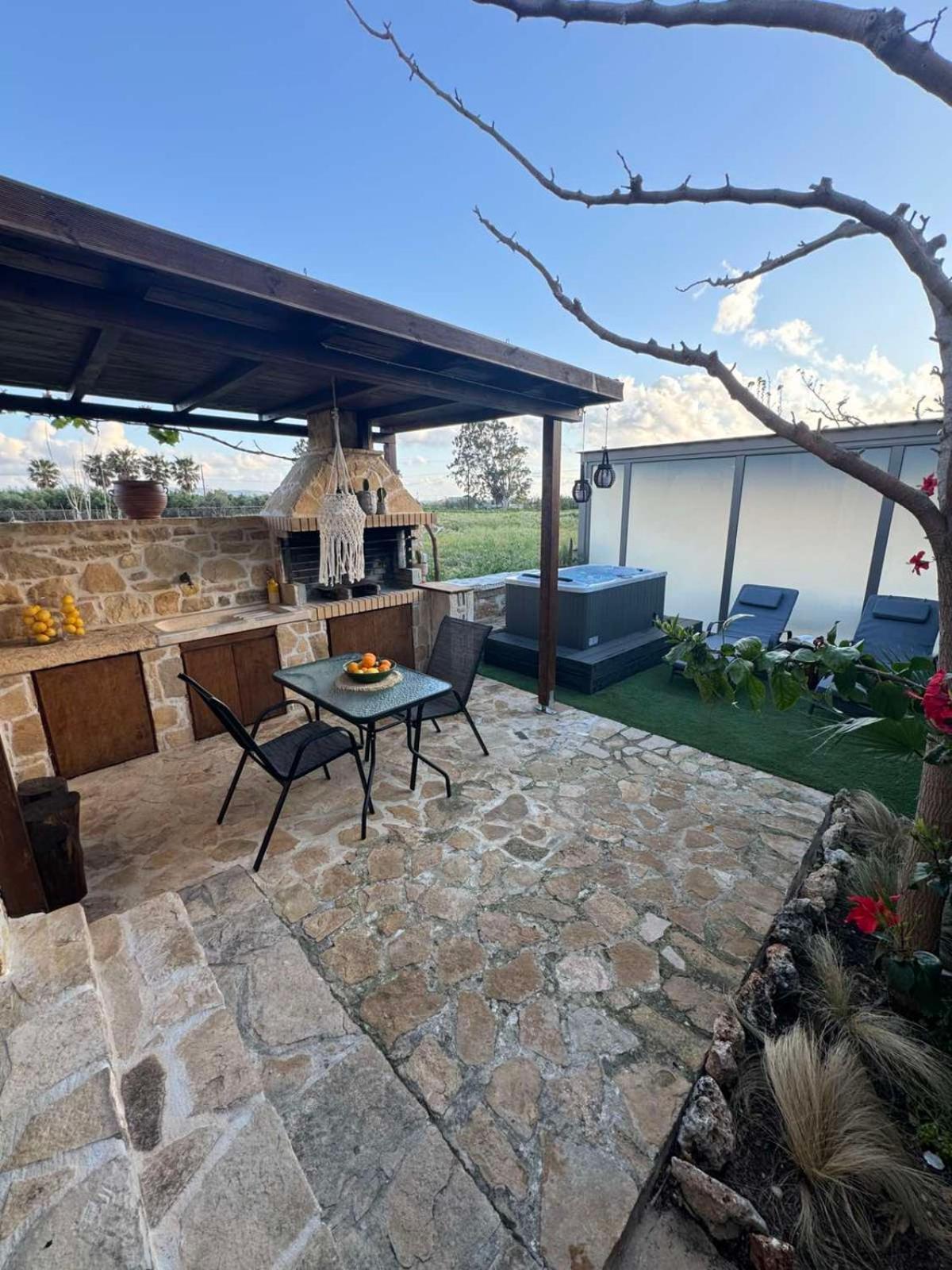 Studio Eleni - Oasis Holiday Houses คอคคิโนส เปียร์โกส ภายนอก รูปภาพ